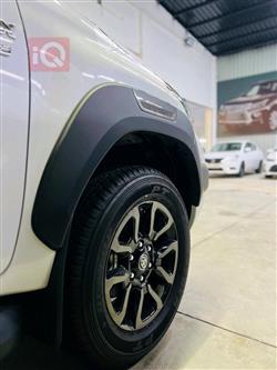 تويوتا هايلوكس